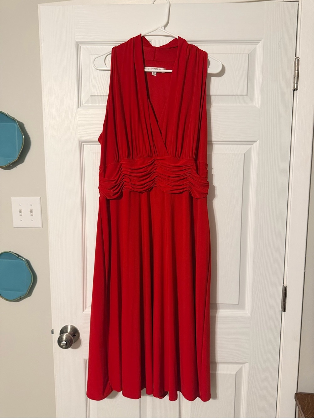 Elegant Red Sleeveless V Neck Dress